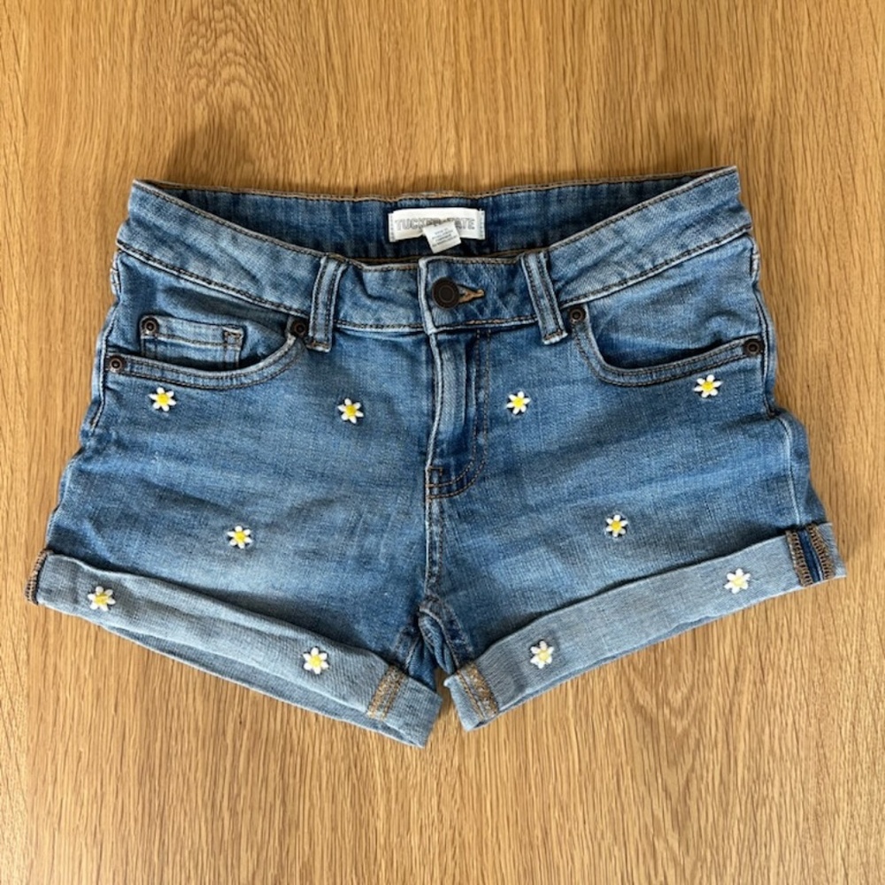 Tucker + Tate daisy jean shorts
